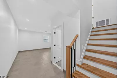 85 - 87 Echo Pl #B, Elmwood Park, NJ 07407 - Photo 23
