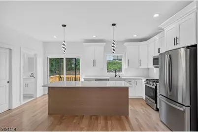 85 - 87 Echo Pl #B, Elmwood Park, NJ 07407 - Photo 7