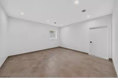 85 - 87 Echo Pl #B, Elmwood Park, NJ 07407 - Photo 25