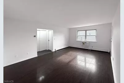 19 Van Rensselear St #4, Belleville, NJ 07109 - Photo 3