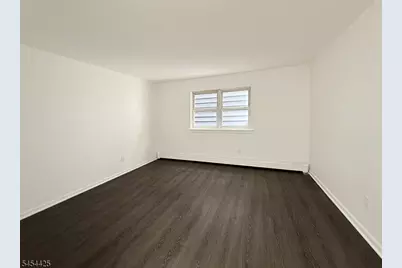 19 Van Rensselear St #4, Belleville, NJ 07109 - Photo 7