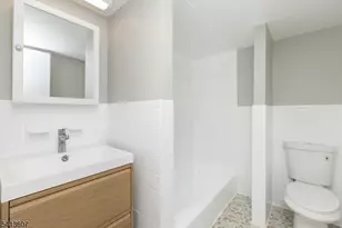 100 Lakeview Ave, Clifton, NJ 07011 - Photo 9