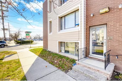 100 Lakeview Ave #1A, Clifton, NJ 07011 - Photo 3