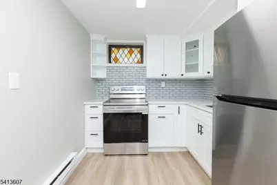 100 Lakeview Ave #1B, Clifton, NJ 07011 - Photo 5