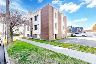 100 Lakeview Ave #1B, Clifton, NJ 07011 - Photo 13