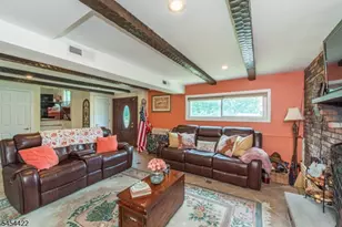 320 Horseneck Rd, Fairfield, NJ 07004 - Photo 5
