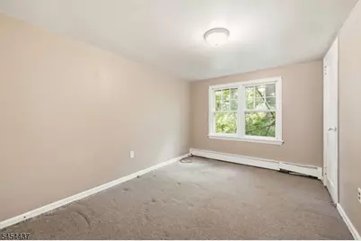 15 Roosevelt Ave, Washington Township, NJ 07865 - Photo 17