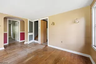 15 Roosevelt Ave, Washington Township, NJ 07865 - Photo 7