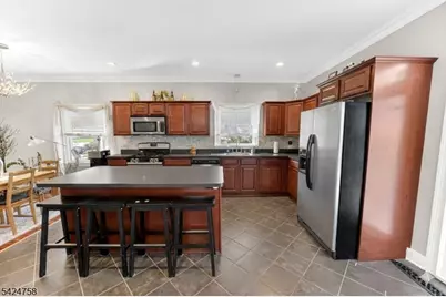 311 Hunt Ave, Pohatcong Township, NJ 08865 - Photo 5