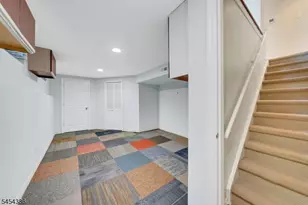 148 Linda Ln, Edison Twp., NJ 08820 - Photo 23