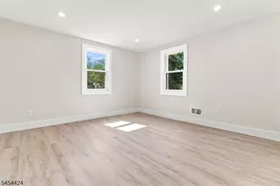 23 Buckingham Rd, West Orange Township, NJ 07052 - Photo 19