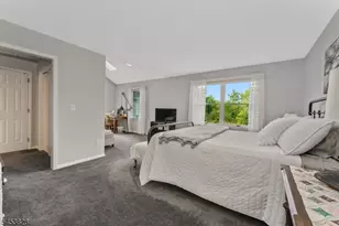 28 Pond Ridge Dr, Clinton, NJ 08809 - Photo 29