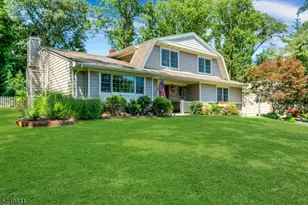 9 Old Smalleytown Rd, Warren Township, NJ 07059 - Photo 3