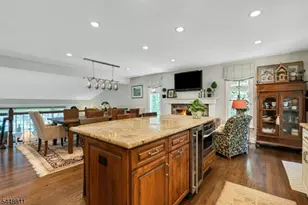 9 Old Smalleytown Rd, Warren Township, NJ 07059 - Photo 17