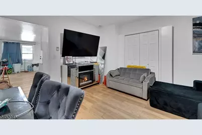 25 Belmont Ave, Paterson, NJ 07522 - Photo 9