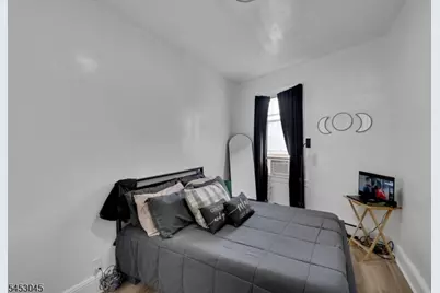 25 Belmont Ave, Paterson, NJ 07522 - Photo 17