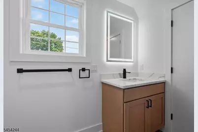196 Taylor St #2, Orange, NJ 07050 - Photo 13