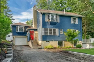 416 Lakeview Ave, Ringwood, NJ 07456 - Photo 1