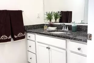 735 Station Rd, Dunellen, NJ 08812 - Photo 23