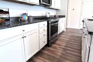 735 Station Rd, Dunellen, NJ 08812 - Photo 15