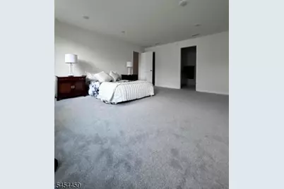 735 Station Rd, Dunellen, NJ 08812 - Photo 19