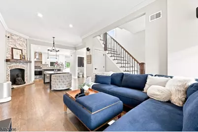 64 Montague Pl, Montclair, NJ 07042 - Photo 5
