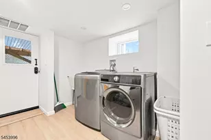 64 Montague Pl, Montclair, NJ 07042 - Photo 15
