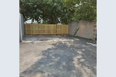 115 Tremont Ave, East Orange, NJ 07018 - Photo 5