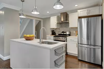 30 Tichenor Pl, Montclair, NJ 07042 - Photo 13