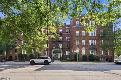 148 Chancellor Ave #B2, Newark, NJ 07112 - Photo 1