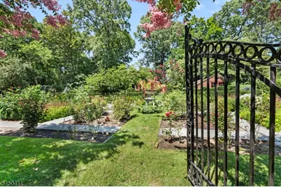 125 Hawthorne Ave, Glen Ridge, NJ 07028 - Photo 29