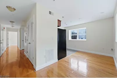 232 Shephard Ave #B6, Newark, NJ 07112 - Photo 1