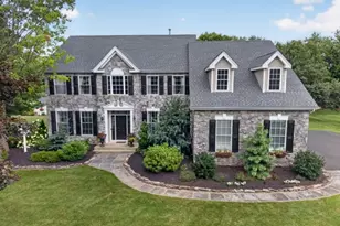 16 Meadowview Dr, Lopatcong Township, NJ 08865 - Photo 1