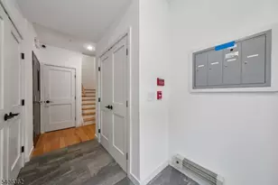 52 James St, Newark, NJ 07102 - Photo 19