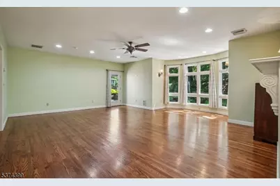 120 Silver Spring Rd, Millburn, NJ 07078 - Photo 17