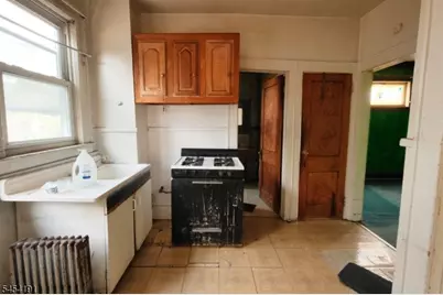 1 Western Pkwy, Irvington, NJ 07111 - Photo 17