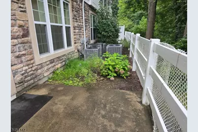 605 Lopez Ln, Morris Plains, NJ 07950 - Photo 21