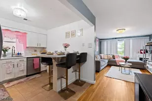 725 S 19th St, Newark, NJ 07103 - Photo 5
