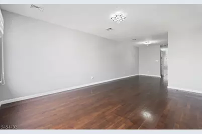 725 S 19th St, Newark, NJ 07103 - Photo 13