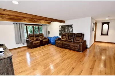 47 Pequot Trl, Jefferson Township, NJ 07438 - Photo 3