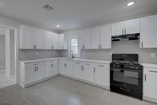 259 N Center St, Orange, NJ 07050 - Photo 3