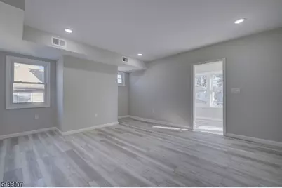 259 N Center St #2, Orange, NJ 07050 - Photo 11