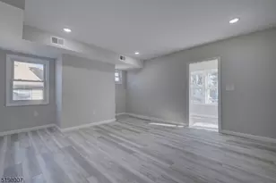 259 N Center St, Orange, NJ 07050 - Photo 11