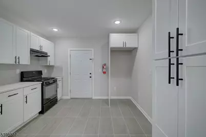 259 N Center St #2, Orange, NJ 07050 - Photo 17