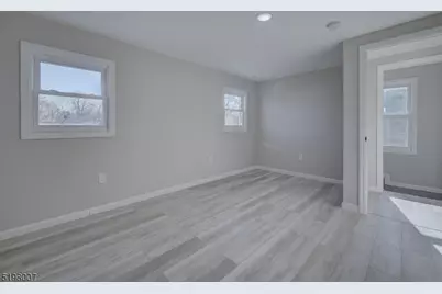 259 N Center St #2, Orange, NJ 07050 - Photo 27
