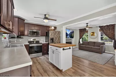 49 Lonaconing Rd, Vernon, NJ 07422 - Photo 3