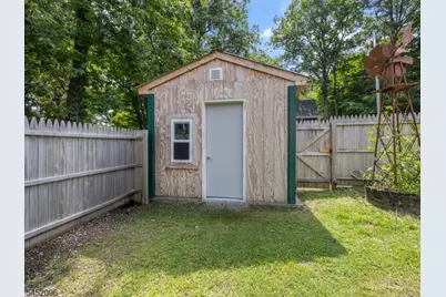 49 Lonaconing Rd, Vernon, NJ 07422 - Photo 29