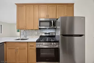 1 Sundance Ct, Vernon, NJ 07462 - Photo 3