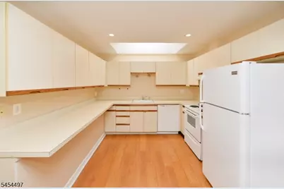 50 May St #112, Hawthorne, NJ 07506 - Photo 5