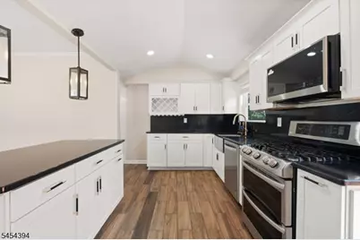 56 High St, Belleville, NJ 07109 - Photo 17
